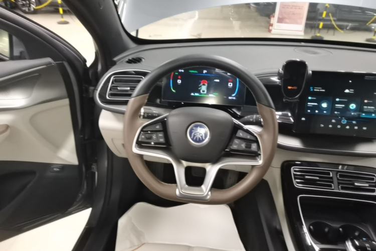 Used BYD Qin PLUS 2024 Honor Edition EV 510KM Leading Model Steering Wheel