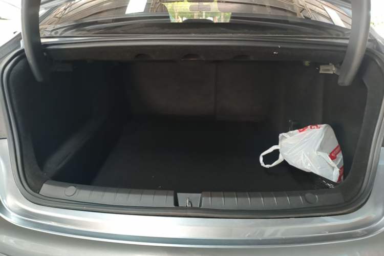 Used BYD Qin PLUS 2024 HONOR Edition DM-i 55KM Leading Model Trunk