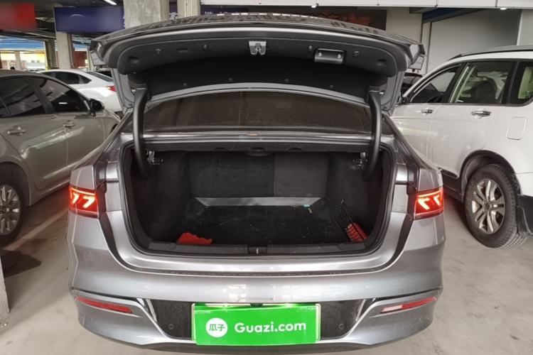 Used BYD Qin PLUS 2024 HONOR Edition DM-i 55KM Leading Model Trunk
