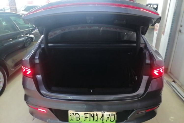 Used BYD Qin PLUS 2024 HONOR Edition DM-i 55KM Leading Model Trunk