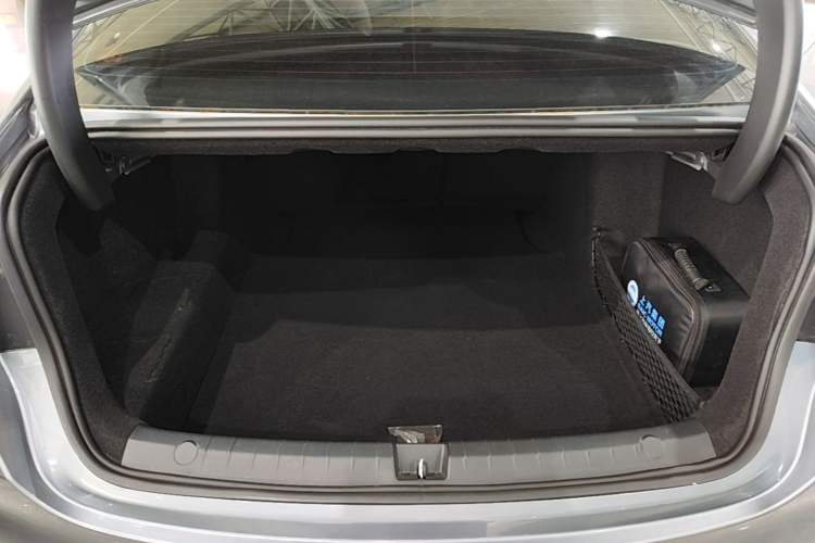 Used BYD Qin PLUS 2024 HONOR Edition DM-i 55KM Leading Model Trunk