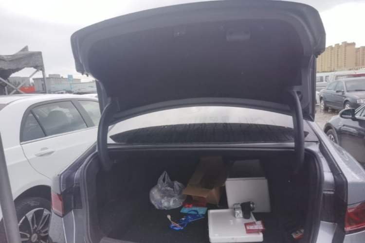 Used BYD Qin PLUS 2024 HONOR Edition DM-i 55KM Leading Model Trunk