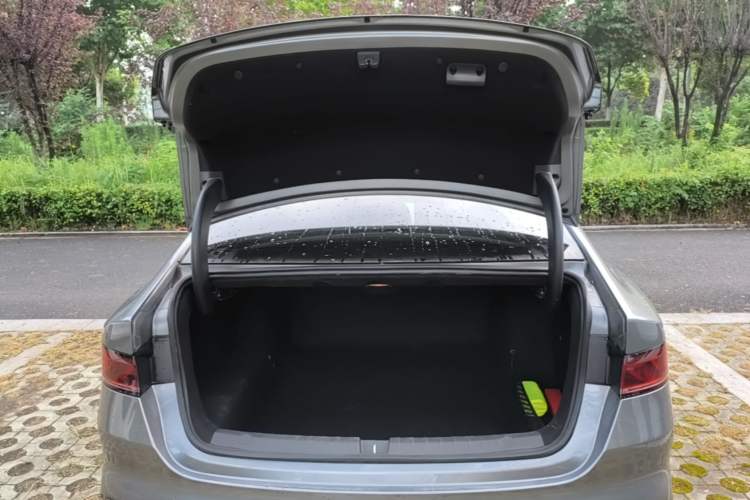 Used BYD Qin PLUS 2024 HONOR Edition DM-i 120KM Beyond Model Trunk