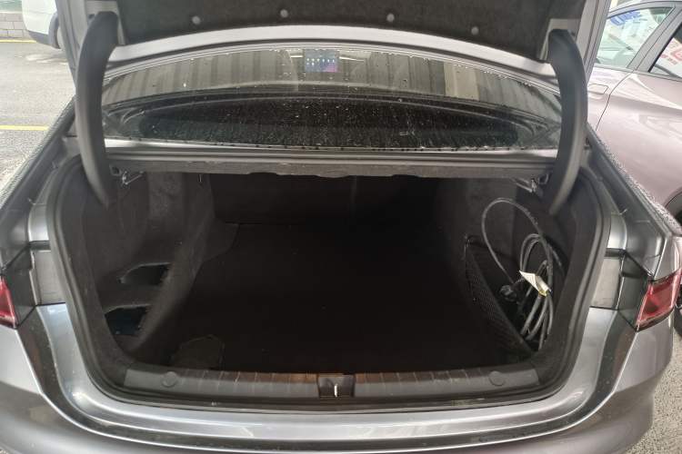 Used BYD Qin PLUS 2024 HONOR Edition DM-i 55KM Leading Model Trunk