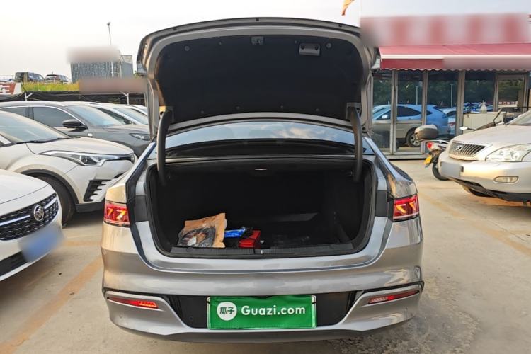 Used BYD Qin PLUS 2024 HONOR Edition DM-i 55KM Leading Model Trunk