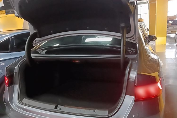 Used BYD Qin PLUS 2024 Honor Edition EV 420KM Leading Model Trunk