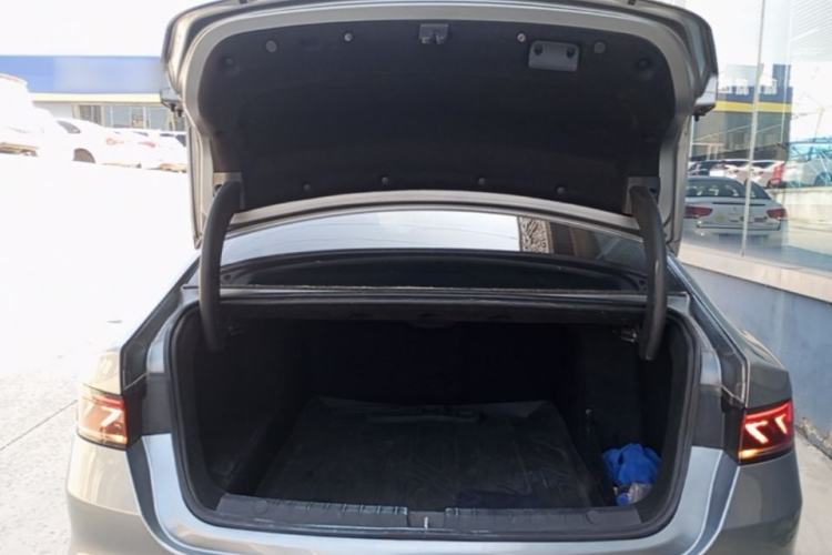Used BYD Qin PLUS 2024 HONOR Edition DM-i 55KM Leading Model Trunk