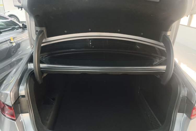 Used BYD Qin PLUS 2024 HONOR Edition DM-i 55KM Leading Model Trunk