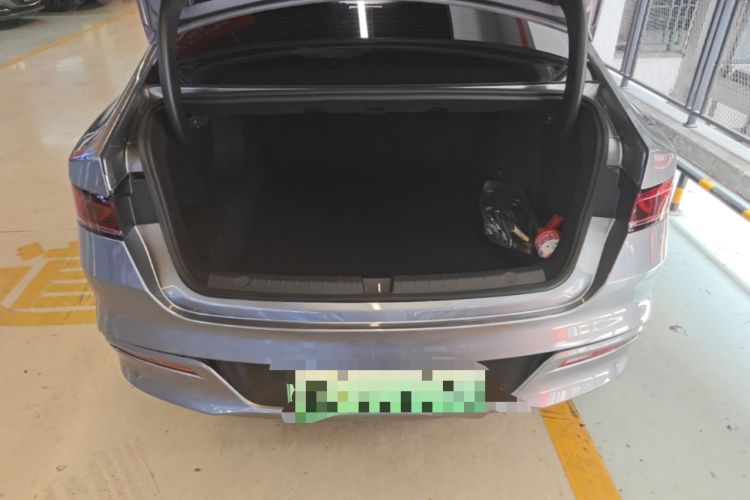 Used BYD Qin PLUS 2024 HONOR Edition DM-i 55KM Leading Model Trunk