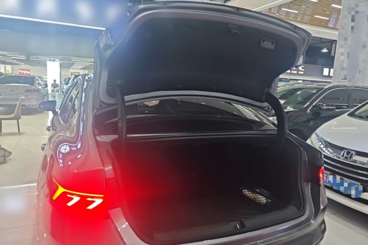 Used BYD Qin PLUS 2024 HONOR Edition DM-i 55KM Leading Model Trunk