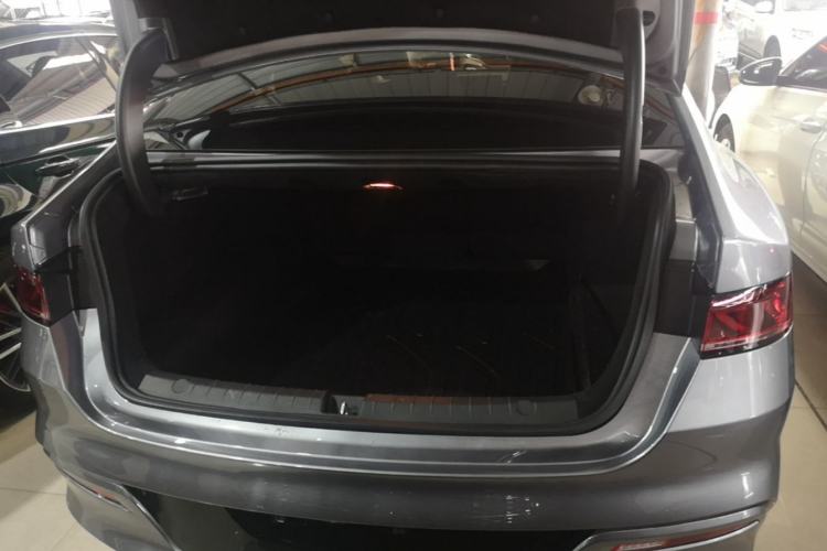 Used BYD Qin PLUS 2024 HONOR Edition DM-i 55KM Leading Model Trunk