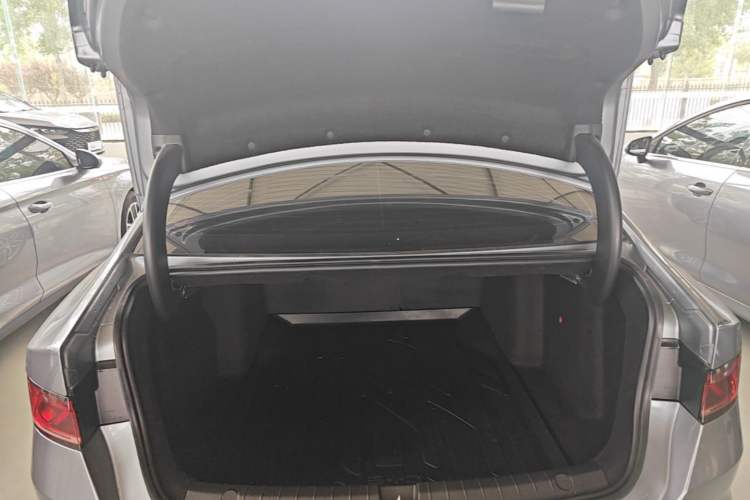 Used BYD Qin PLUS 2024 Honor Edition EV 510KM Leading Model Trunk