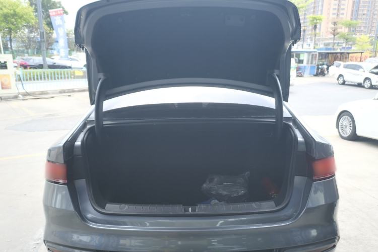 Used BYD Qin PLUS 2024 HONOR Edition DM-i 55KM Beyond Model Trunk