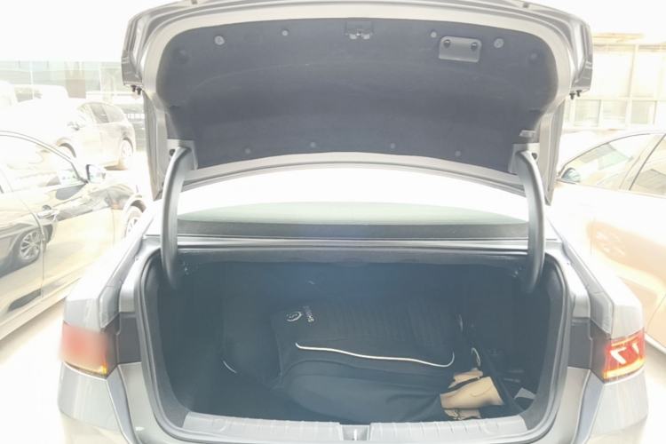 Used BYD Qin PLUS 2024 HONOR Edition DM-i 55KM Leading Model Trunk