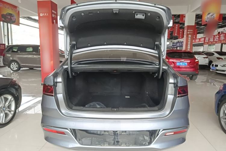 Used BYD Qin PLUS 2024 HONOR Edition DM-i 55KM Leading Model Trunk