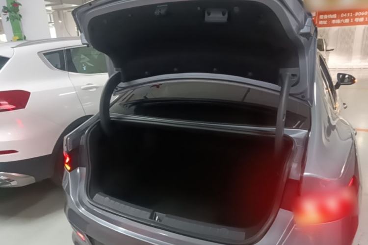 Used BYD Qin PLUS 2024 HONOR Edition DM-i 55KM Leading Model Trunk