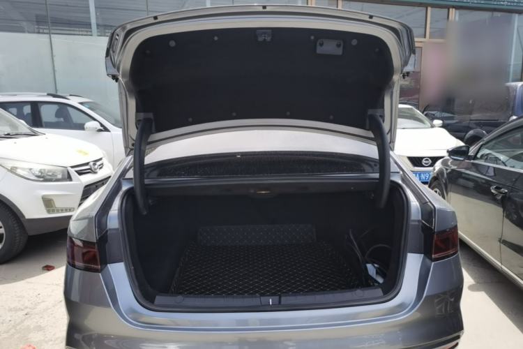 Used BYD Qin PLUS 2024 HONOR Edition DM-i 55KM Leading Model Trunk