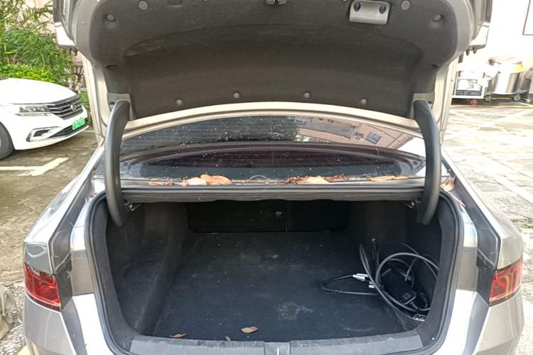 Used BYD Qin PLUS 2024 HONOR Edition DM-i 55KM Leading Model Trunk
