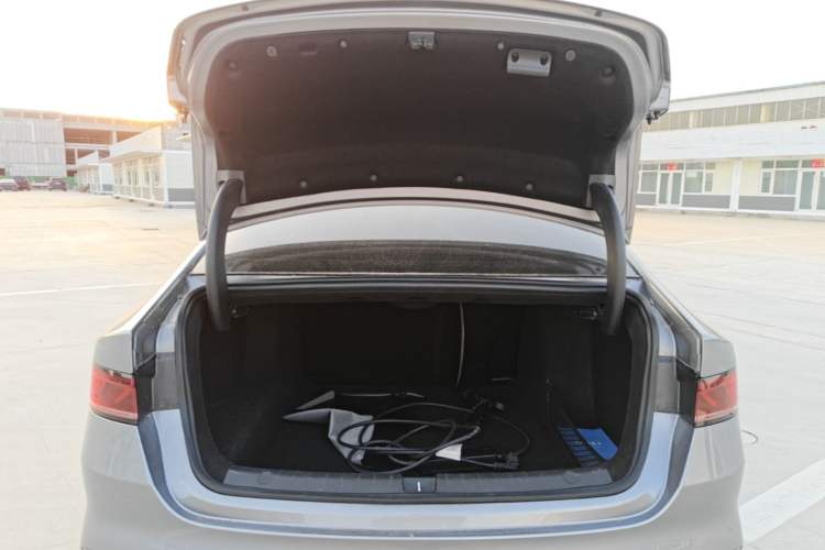 Used BYD Qin PLUS 2024 HONOR Edition DM-i 55KM Leading Model Trunk