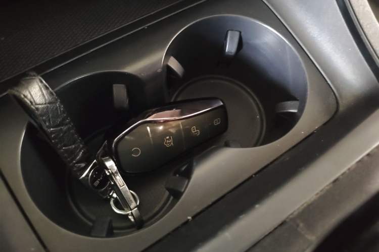 Used BYD Qin PLUS 2024 HONOR Edition DM-i 55KM Leading Model Vehicle Key