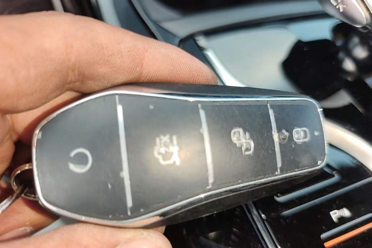 Used BYD Qin PLUS 2024 HONOR Edition DM-i 55KM Leading Model Vehicle Key