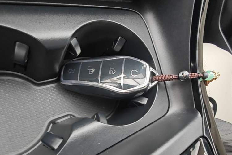 Used BYD Qin PLUS 2024 HONOR Edition DM-i 55KM Leading Model Vehicle Key