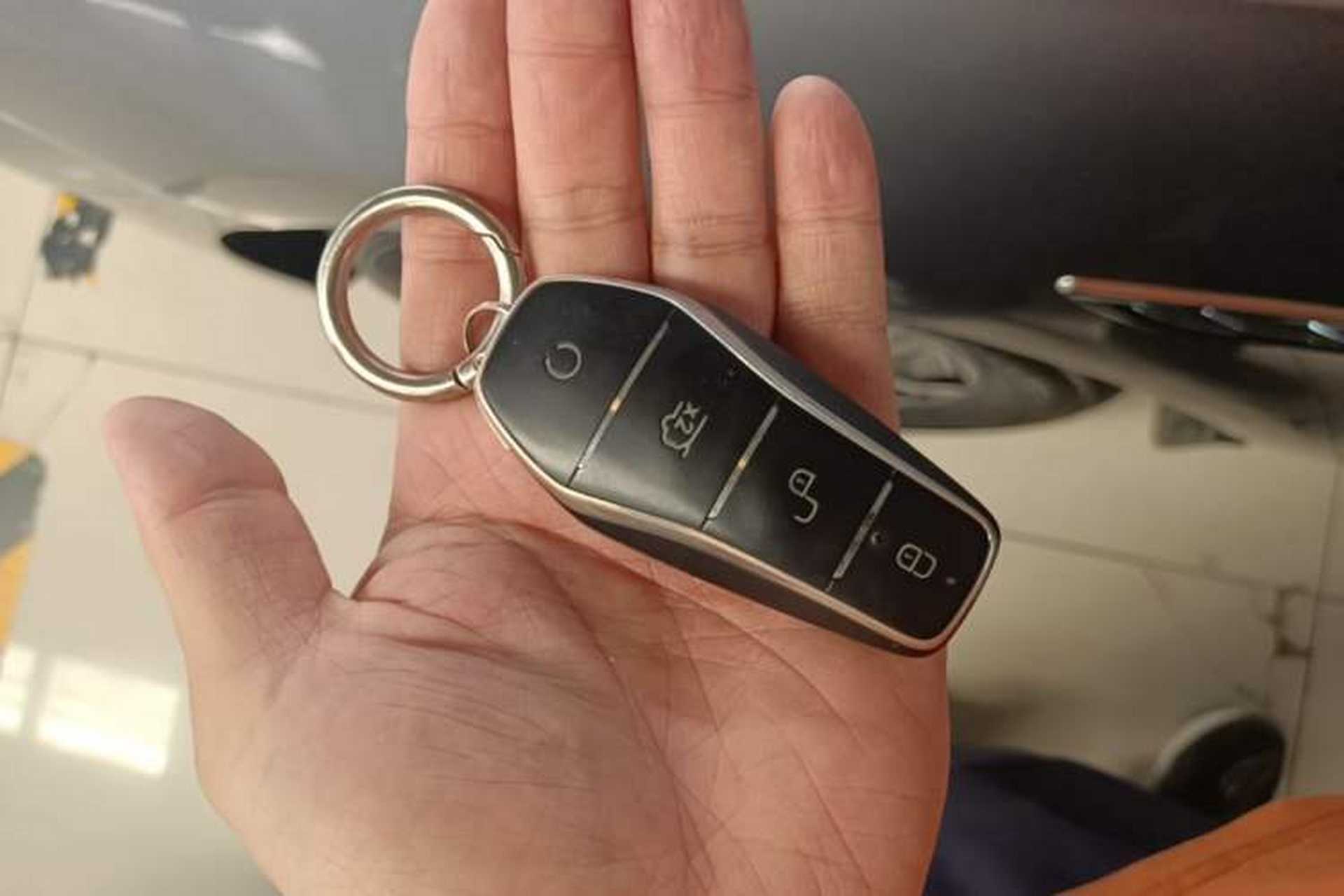 Used BYD Qin PLUS 2024 HONOR Edition DM-i 55KM Leading Model Vehicle Key