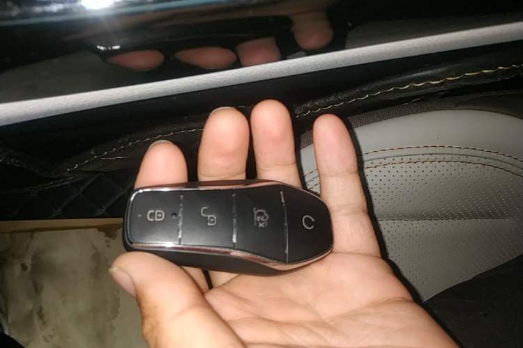 Used BYD Qin PLUS 2024 HONOR Edition DM-i 55KM Leading Model Vehicle Key