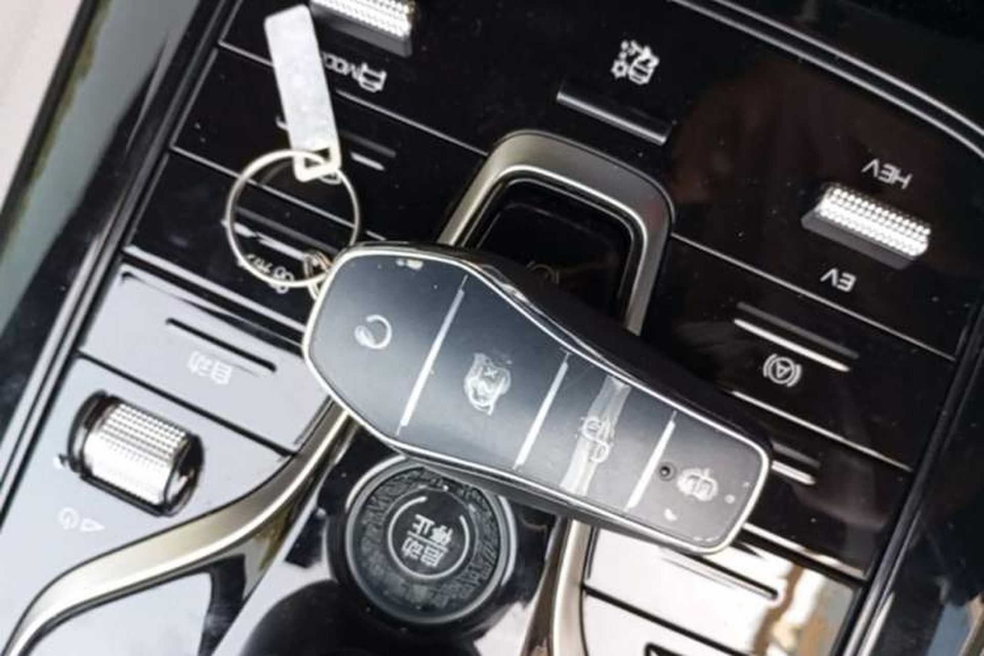 Used BYD Qin PLUS 2024 HONOR Edition DM-i 55KM Leading Model Vehicle Key