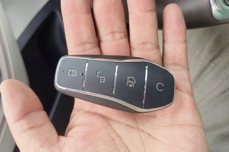 Used BYD Qin PLUS 2024 Honor Edition EV 420KM Leading Model Vehicle Key