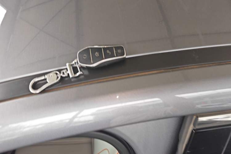 Used BYD Qin PLUS 2024 Honor Edition EV 510KM Leading Model Vehicle Key