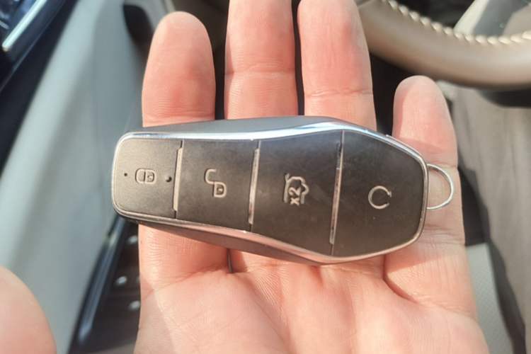 Used BYD Qin PLUS 2024 HONOR Edition DM-i 55KM Leading Model Vehicle Key