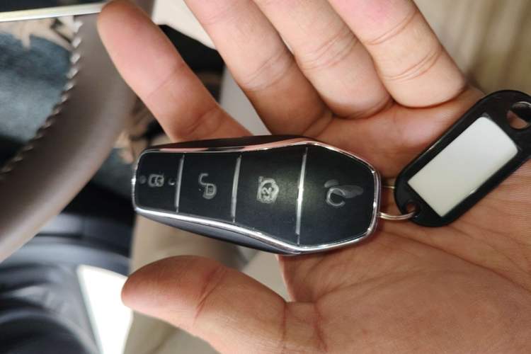 Used BYD Qin PLUS 2024 HONOR Edition DM-i 55KM Leading Model Vehicle Key
