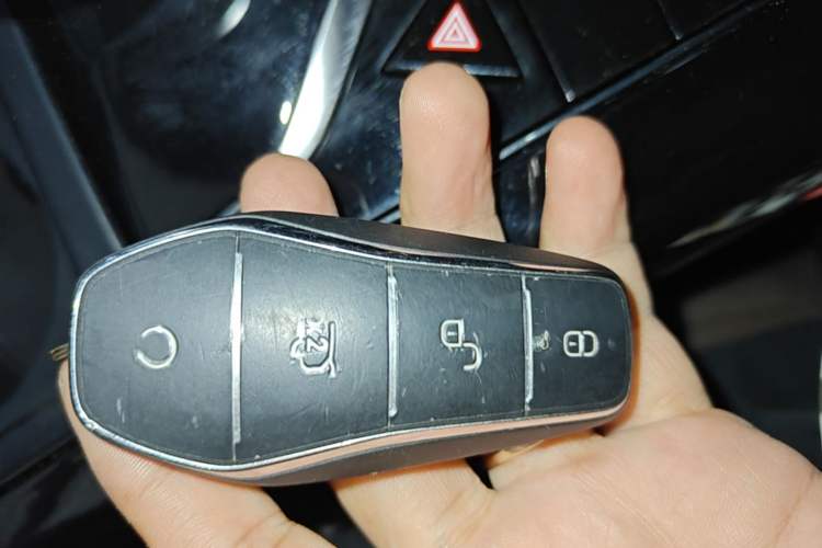 Used BYD Qin PLUS 2024 HONOR Edition DM-i 55KM Leading Model Vehicle Key