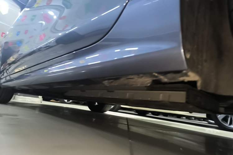 Used BYD Qin PLUS 2024 HONOR Edition DM-i 55KM Leading Model Left Side Sill