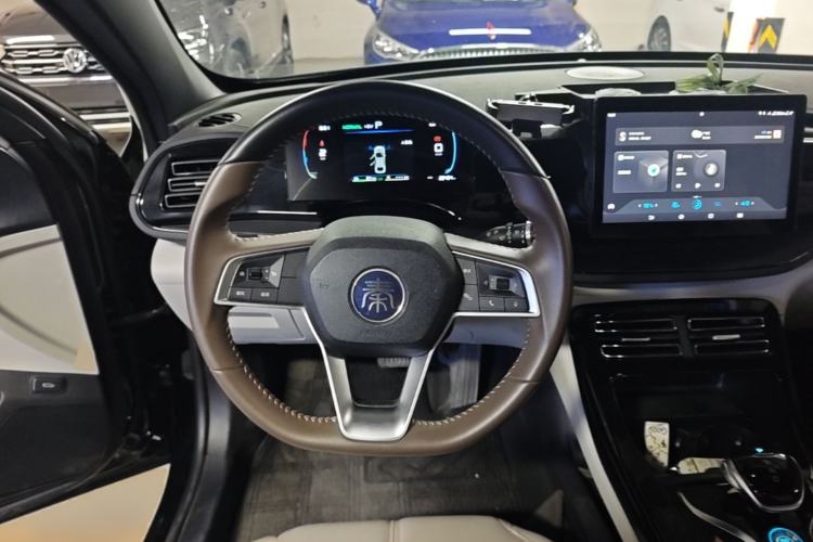 Used BYD Qin PLUS 2024 HONOR Edition DM-i 55KM Leading Model Steering Wheel