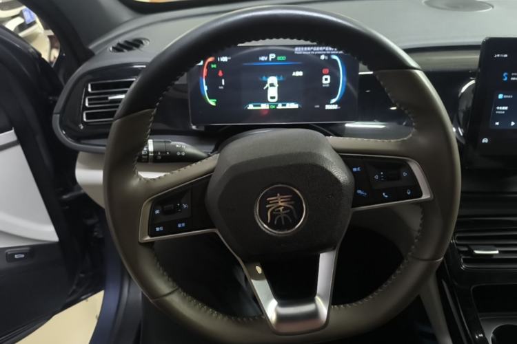 Used BYD Qin PLUS 2024 HONOR Edition DM-i 55KM Leading Model Steering Wheel