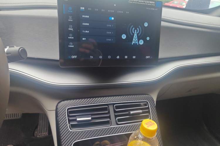 Used BYD Qin PLUS 2024 Honor Edition EV 510KM Leading Model Audio And AC Panel