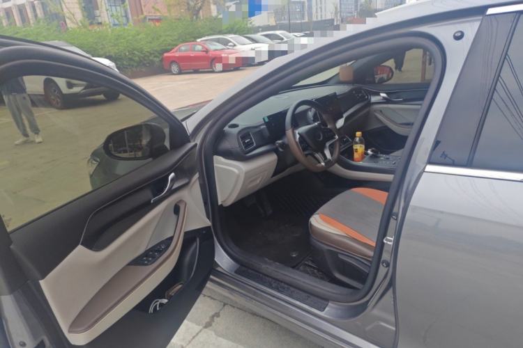Used BYD Qin PLUS 2024 Honor Edition EV 510KM Leading Model Driver Seat