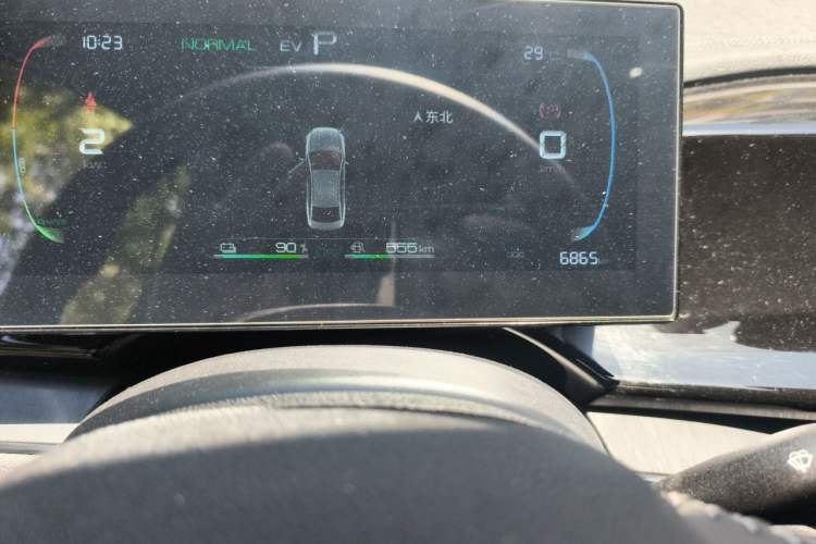 Used BYD Qin PLUS 2024 HONOR Edition DM-i 55KM Leading Model Odometer Close Up