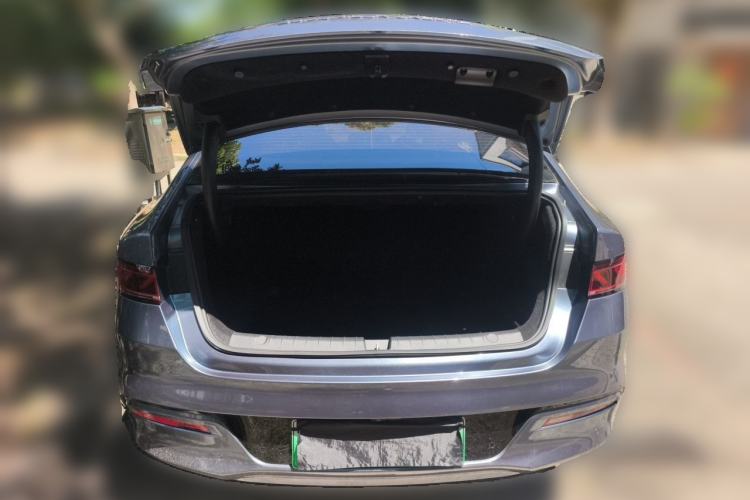Used BYD Qin PLUS 2024 HONOR Edition DM-i 55KM Leading Model Trunk