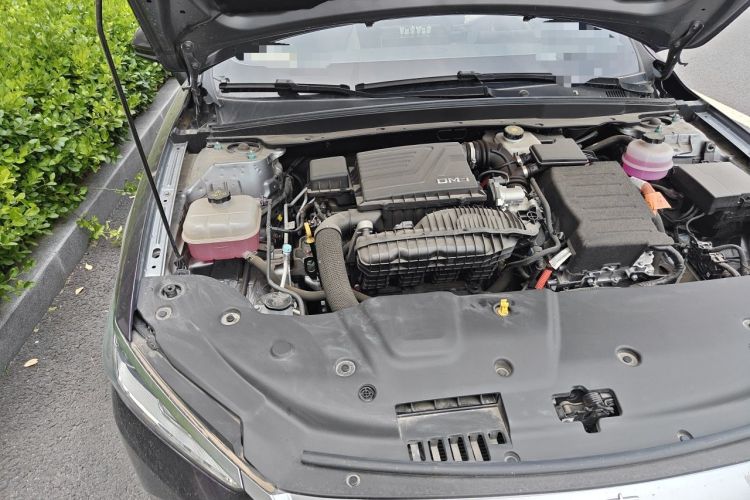 Used BYD Qin PLUS 2024 HONOR Edition DM-i 55KM Leading Model Engine Bay Right