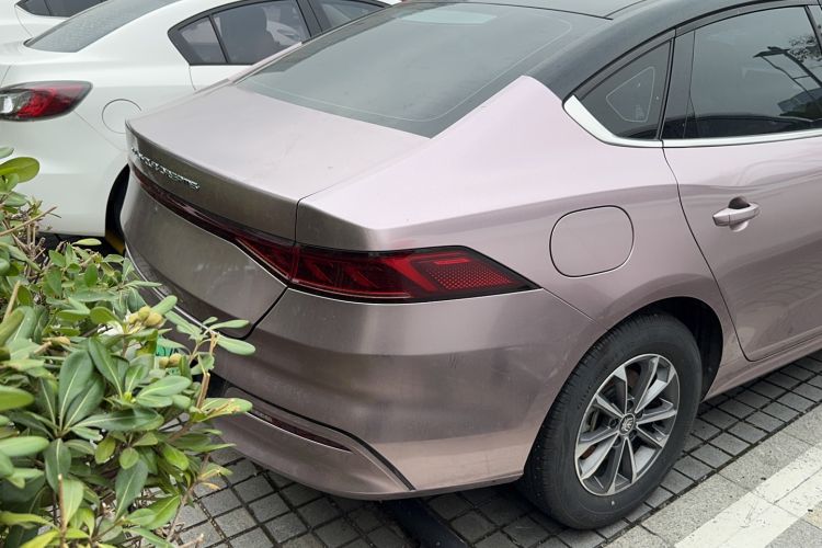 Used BYD Qin PLUS 2024 HONOR Edition DM-i 55KM Leading Model Exterior 4