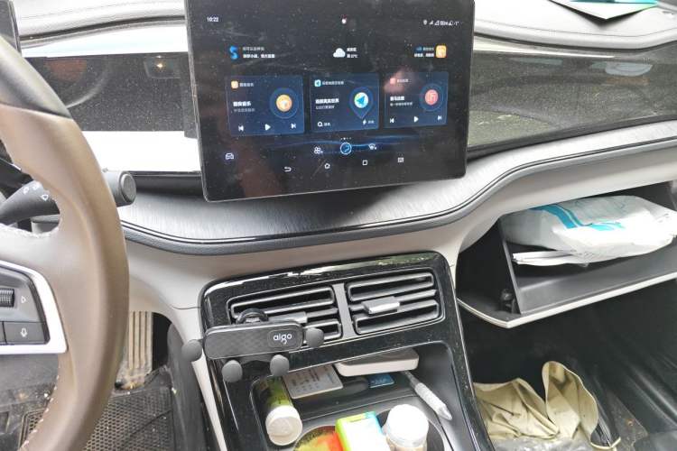 Used BYD Qin PLUS 2024 HONOR Edition DM-i 55KM Leading Model Audio And AC Panel