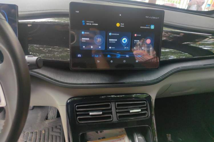 Used BYD Qin PLUS 2024 HONOR Edition DM-i 55KM Leading Model Audio And AC Panel