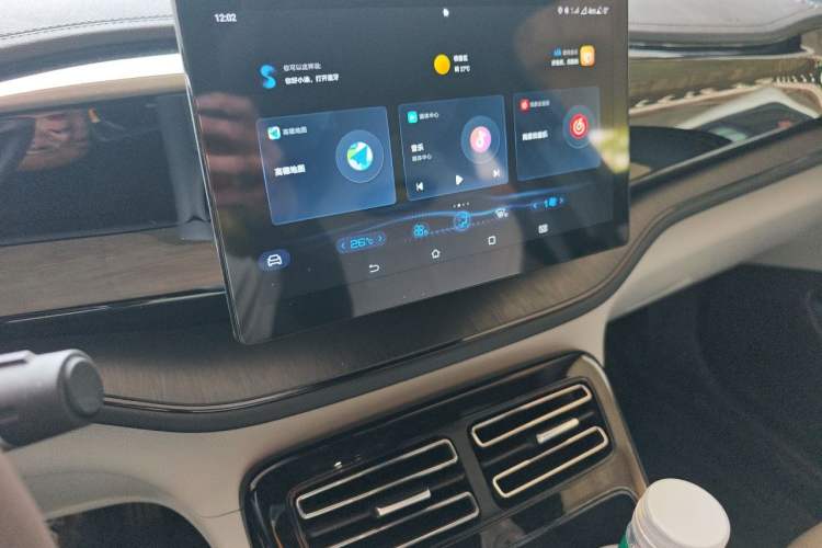 Used BYD Qin PLUS 2024 HONOR Edition DM-i 55KM Leading Model Audio And AC Panel