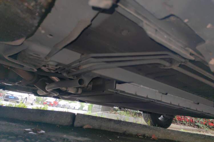 Used BYD Qin PLUS 2024 HONOR Edition DM-i 55KM Leading Model Chassis Front Left
