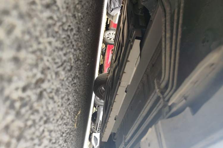 Used BYD Qin PLUS 2024 HONOR Edition DM-i 55KM Leading Model Chassis Front Left