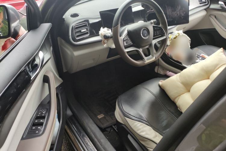 Used BYD Qin PLUS 2024 Honor Edition EV 510KM Leading Model Driver Seat