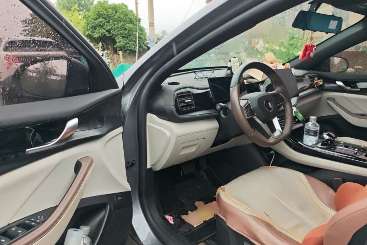 Used BYD Qin PLUS 2024 HONOR Edition DM-i 55KM Leading Model Driver Seat